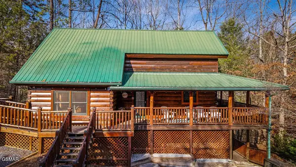 2955 Raven Fork Circle, Sevierville, TN 37876