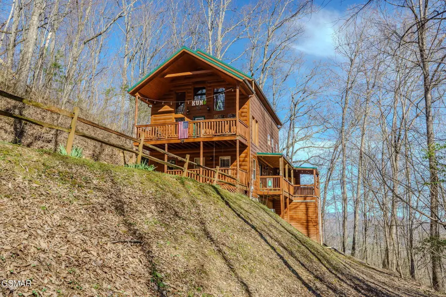 3538 Wolf Way, Sevierville, TN 37862 - #2