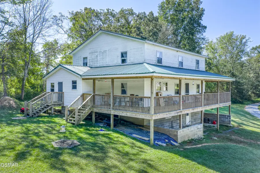 107 Cherry Street, Deer Lodge, TN 37726 - #2