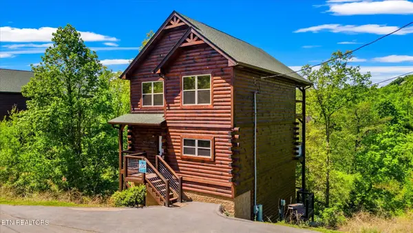 2243 Wingspan Drive, Sevierville, TN 37876