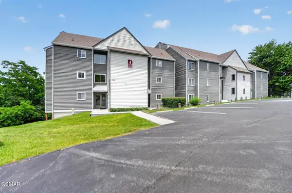 1260 Ski View Drive #APT 4302, Gatlinburg, TN 37738