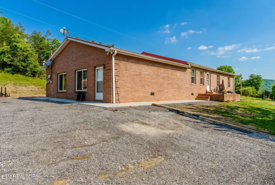 298 Brock Rd, Maynardville, TN 37807 - #2