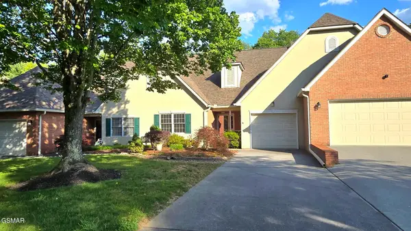 375 Paine Lake Drive, Sevierville, TN 37862