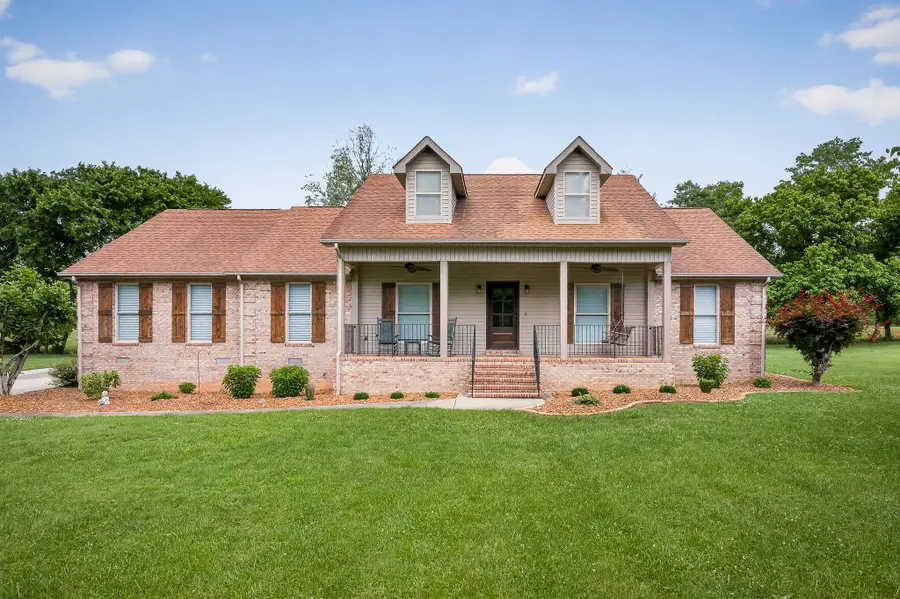 492 Nob Hill Dr, Sparta, TN 38583 - #2