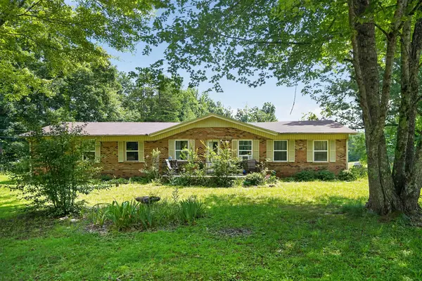 5885 State Route 225, Henderson, TN 38340
