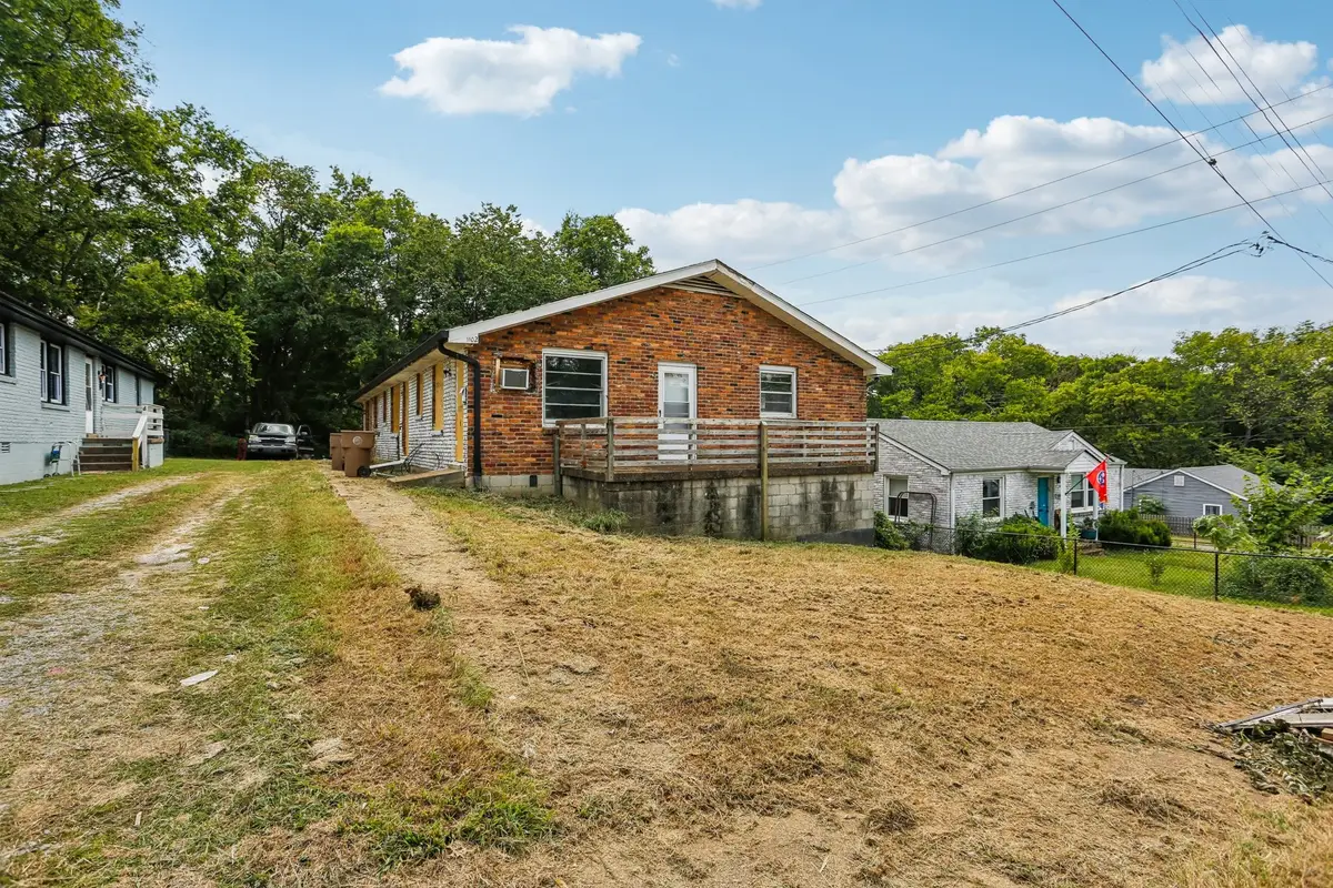1102 Dew St, Nashville, TN 37206 - #1
