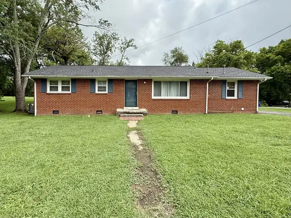117 Whiteside St, Shelbyville, TN 37160