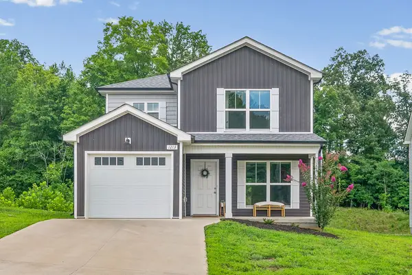 1213 Cottonwood Dr, Clarksville, TN 37040