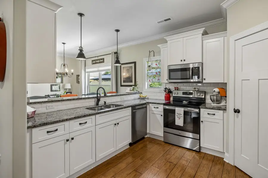 5002 Rainier Dr, Chapel Hill, TN 37034 - #3