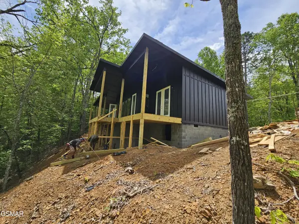 4147 Dollys Drive, Sevierville, TN 37876