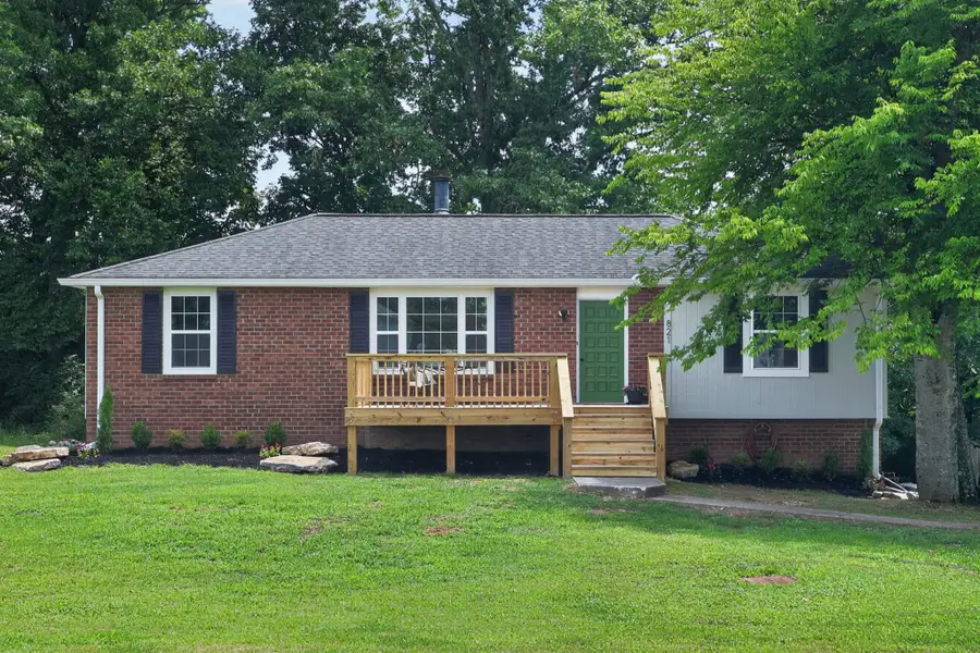 821 Oak Leaf Dr, Old Hickory, TN 37138 - #2