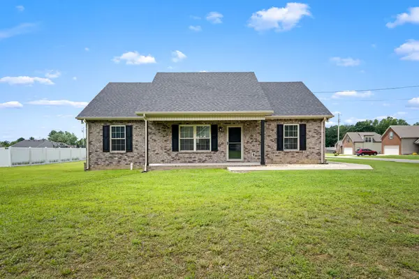 168 Grace Ct, Manchester, TN 37355