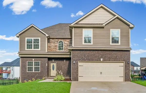 2697 Rafiki Dr, Clarksville, TN 37042