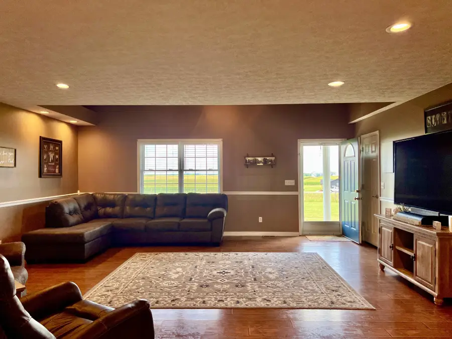 1513 Charlie Butts Rd, Franklin, KY 42134 - #2