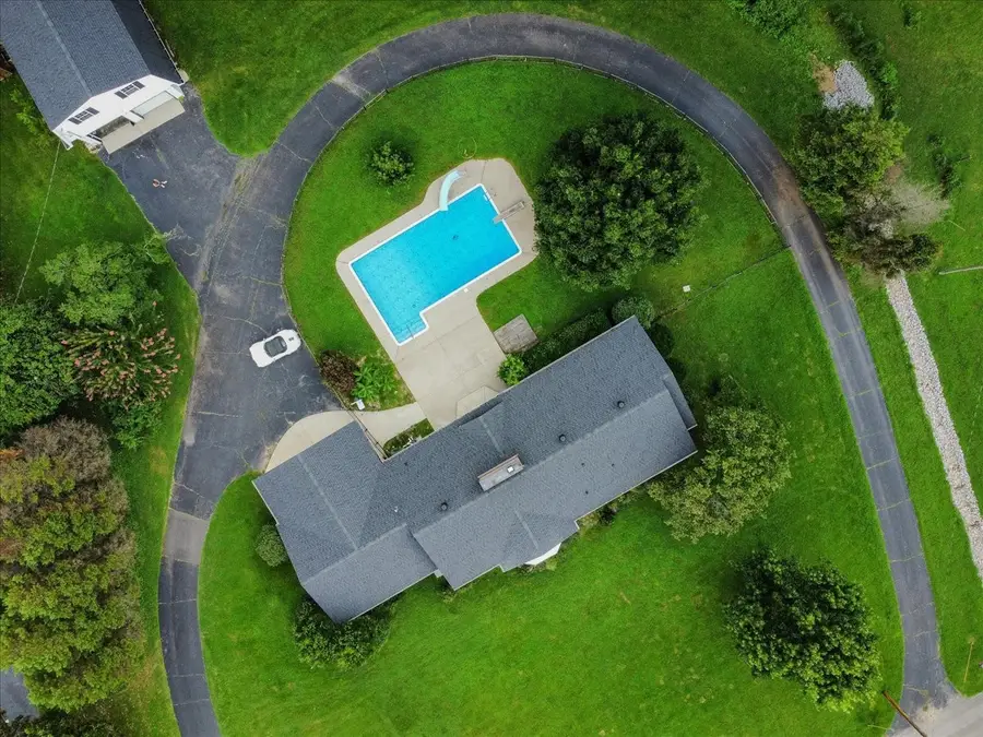 1002 Allenwood Dr, Ashland City, TN 37015 - #3