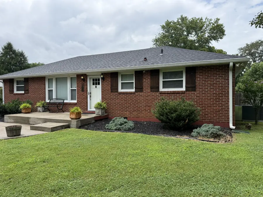 300 Clearview Dr, Smyrna, TN 37167 - #2