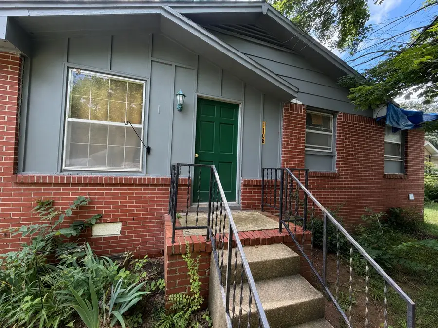 1108 E Moore St, Tullahoma, TN 37388 - #2