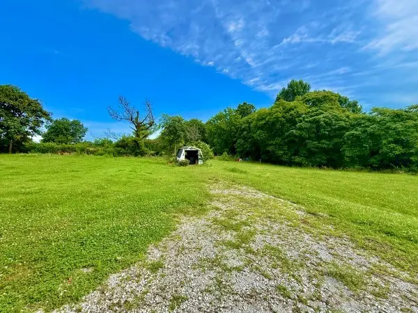 560 State Line Rd, Loretto, TN 38469 - #3