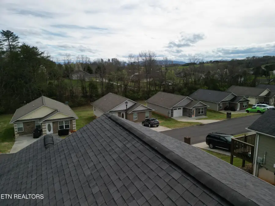 1725 Watauga St, Sevierville, TN 37876 - #2