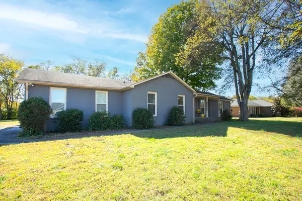 321 Amherst Dr, Murfreesboro, TN 37128