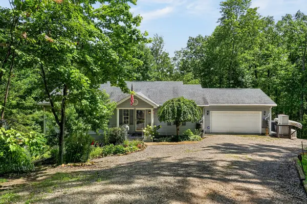 45 Point Pl, Monterey, TN 38574