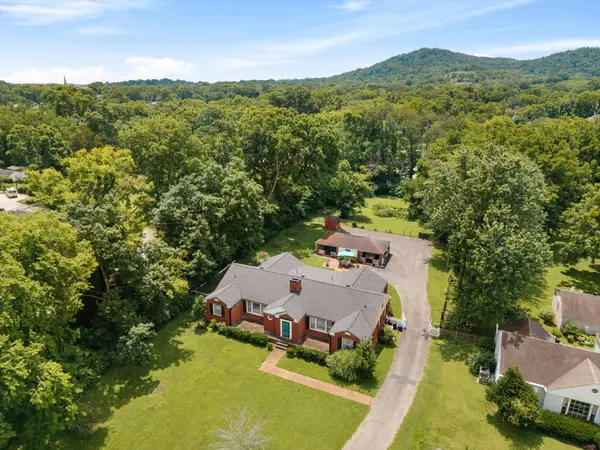 923 Battery Ln, Nashville, TN 37220