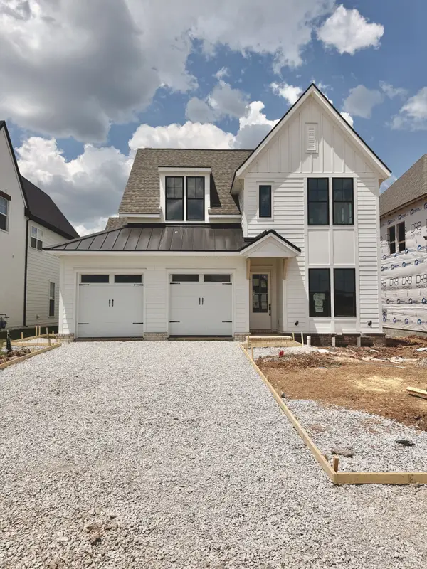 5726 Sagebrush Drive, Murfreesboro, TN 37129
