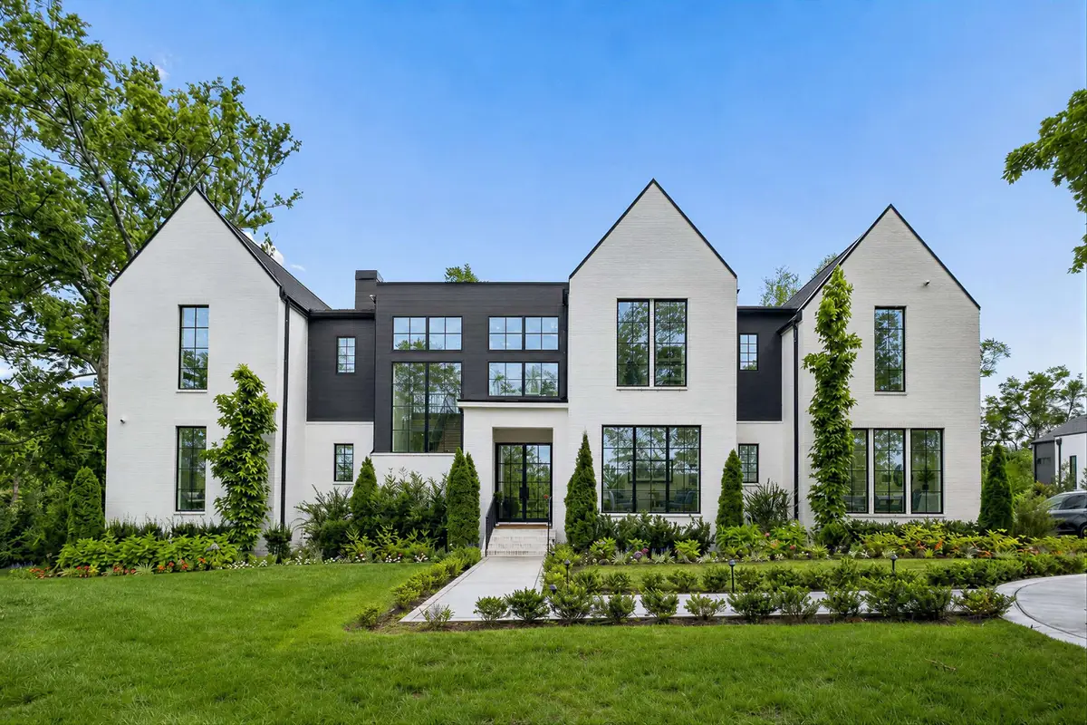 835 Battery Ln, Nashville, TN 37220 - #1