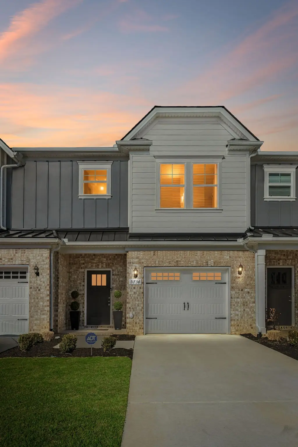 5734 Cloverwood Dr, Rockvale, TN 37153 - #1