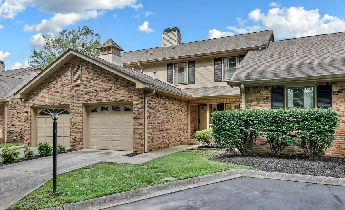 320 Kingswood Ct, Clarksville, TN 37043 - #1
