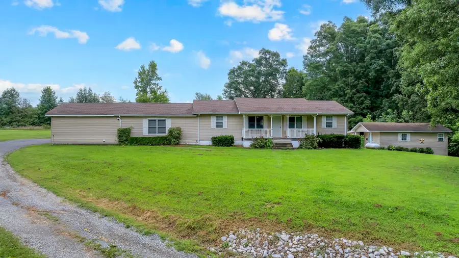 150 Arbor Ln, Tullahoma, TN 37388 - #2