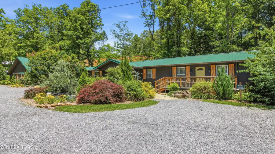 744 Powdermill Rd, Gatlinburg, TN 37738 - #2