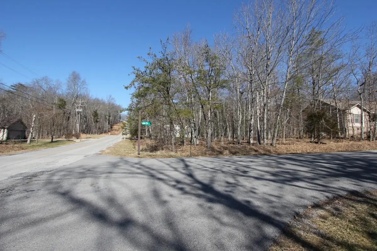 162 Exeter Dr, Crossville, TN 38558 - #1