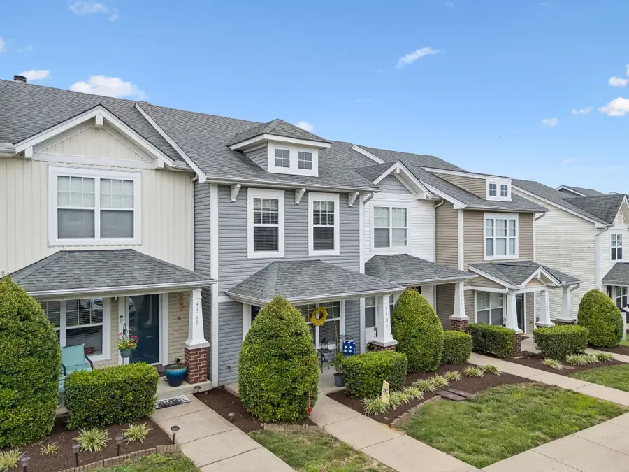3331 Harpeth Springs Dr, Nashville, TN 37221 - #3