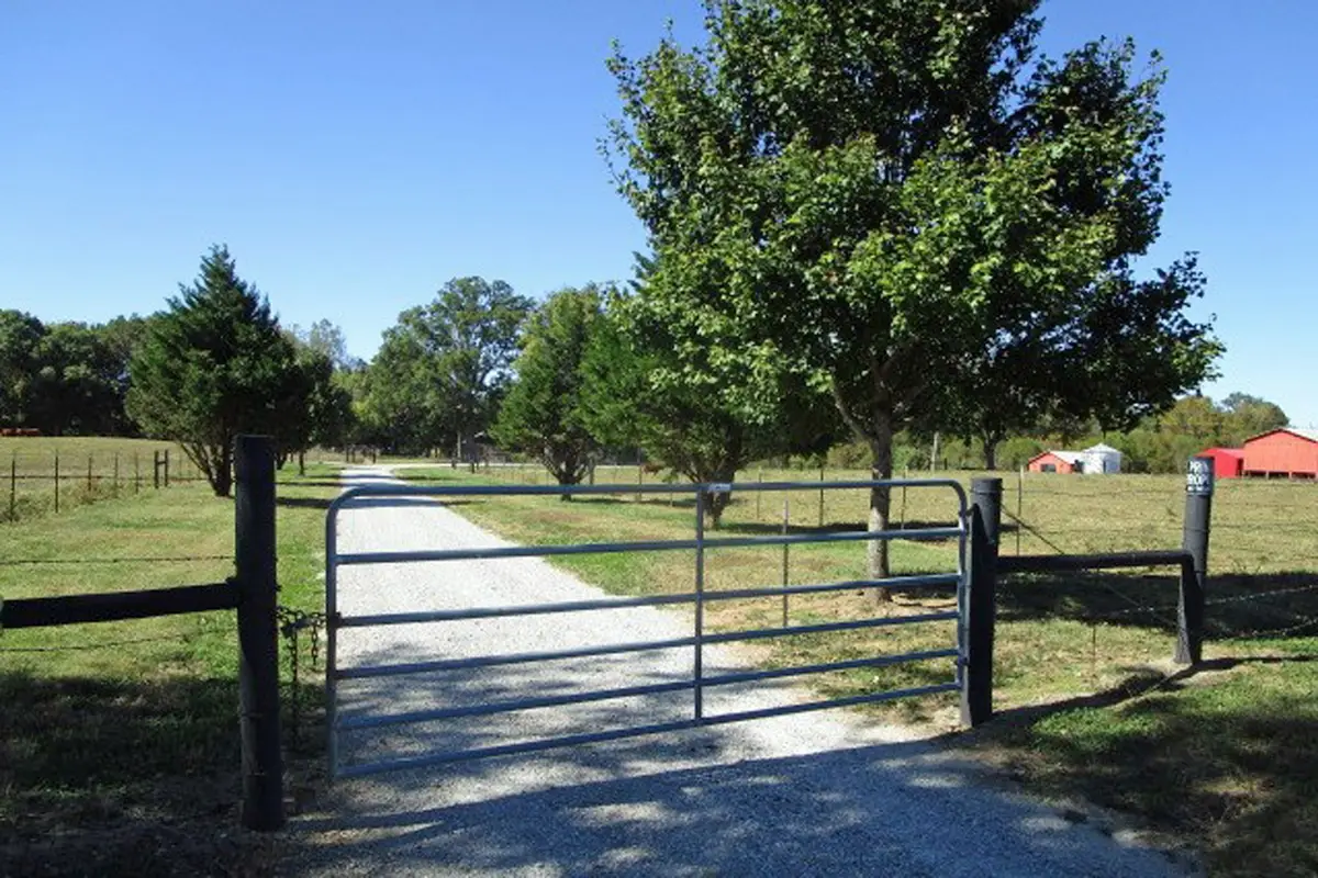 144 Mary Adams Rd, Franklin, KY 42134 - #1