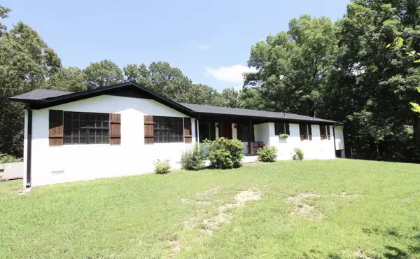 205 Melton Cir, Wildersville, TN 38388