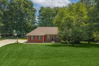 1033 Johnston Drive, White Bluff, TN 37187