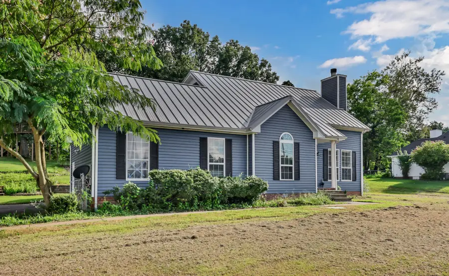412 Martin Rd, Clarksville, TN 37042 - #3