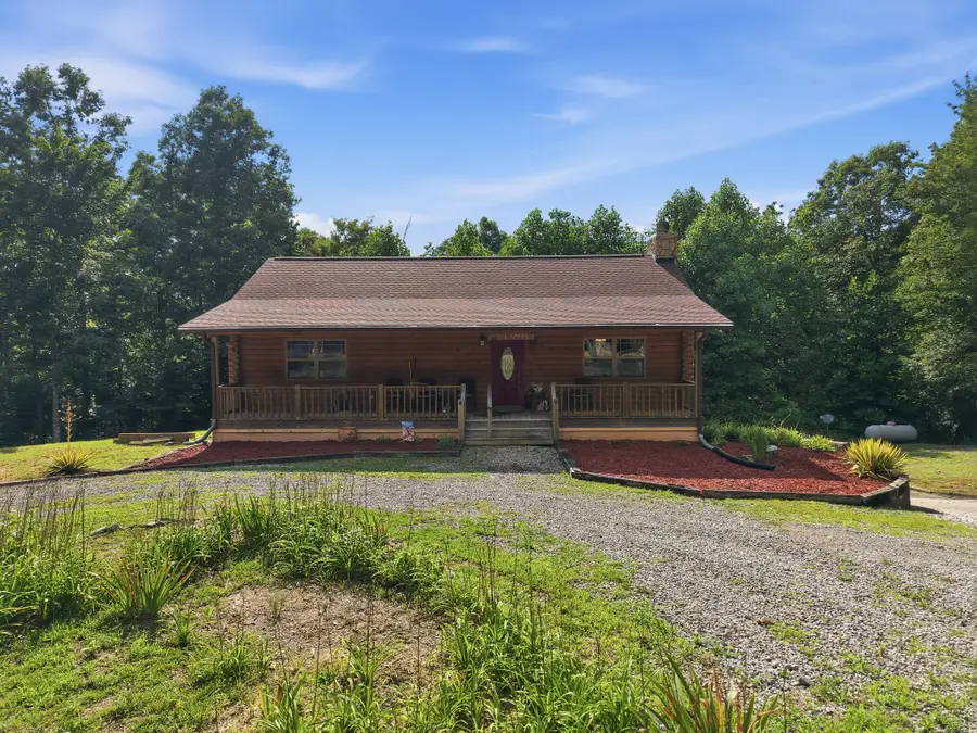 5010 Hidden Ln, Crawford, TN 38554 - #2