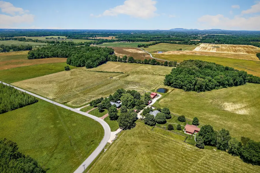 1956 Shady Grove Rd, Morrison, TN 37357 - #3