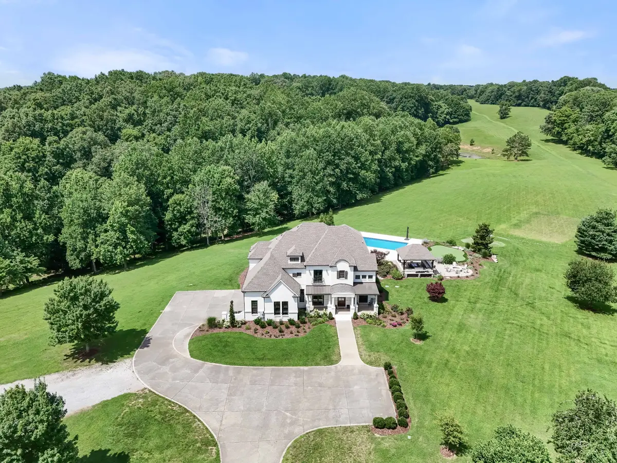 1025 Choate Rd, Dickson, TN 37055 - #1