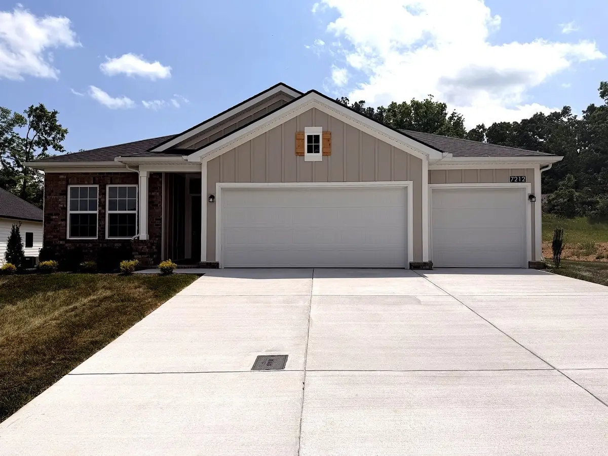 28 Fairlawn Dr, Fairview, TN 37062 - #1