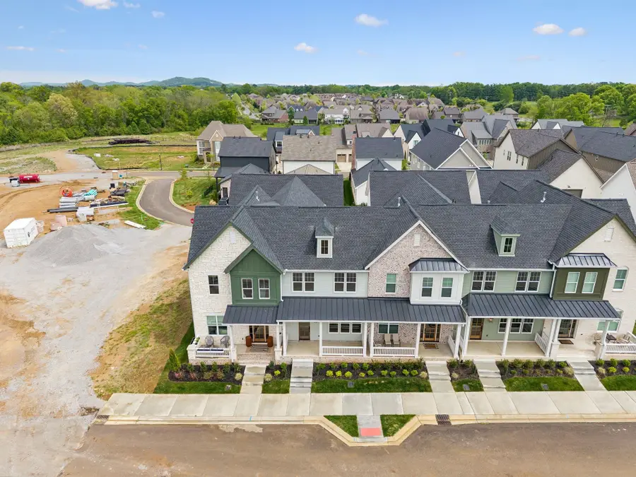 1060 Pique Pl, Franklin, TN 37069 - #2