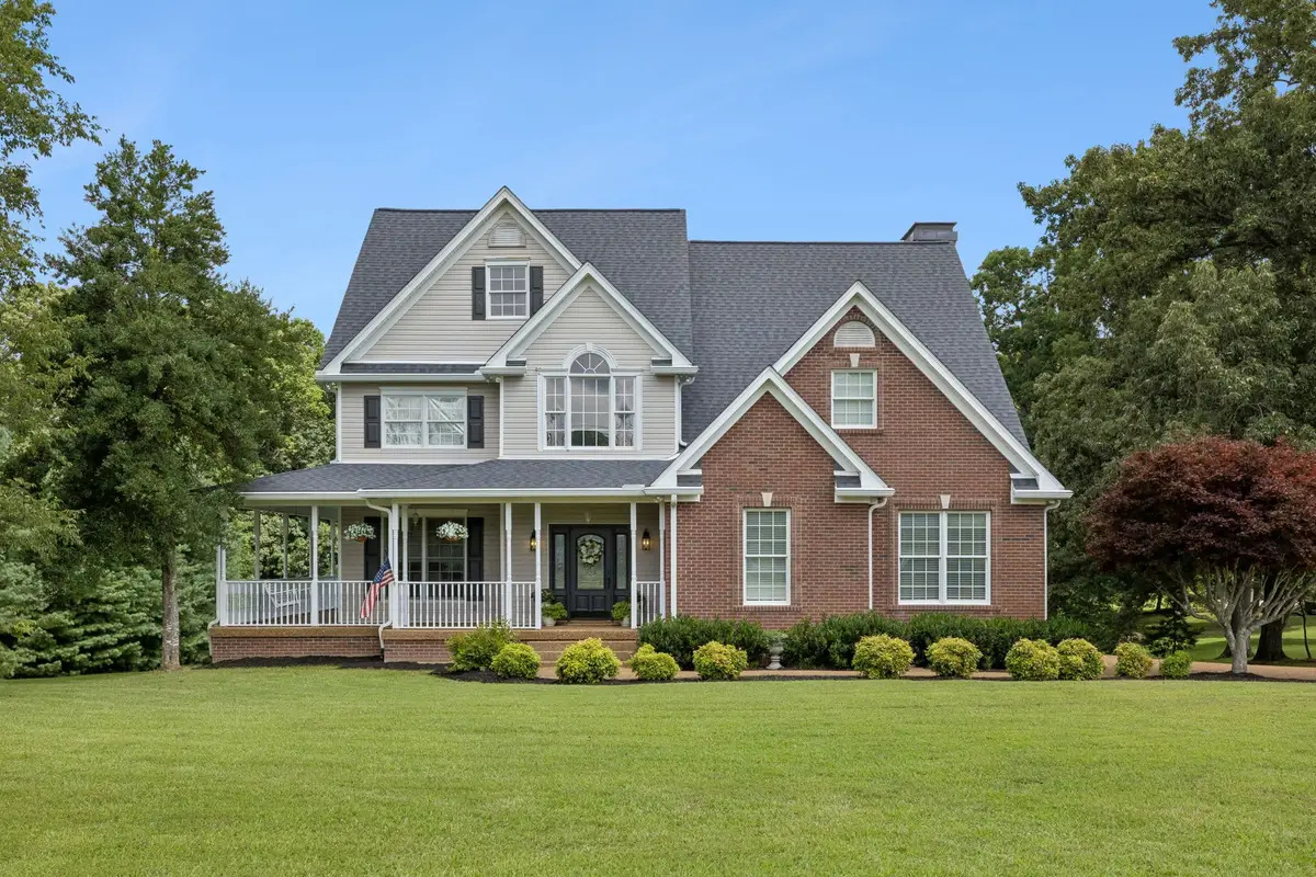 5008 Highpoint Rd, Pleasant View, TN 37146 - #1