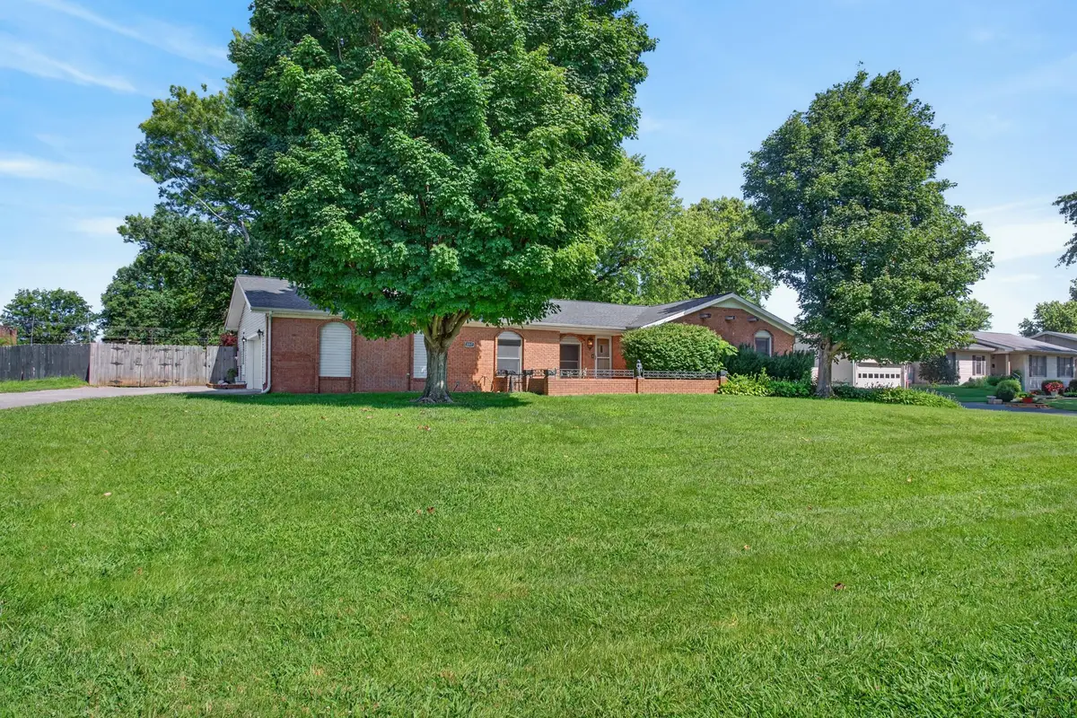1117 Black Oak Ln, Hopkinsville, KY 42240 - #1