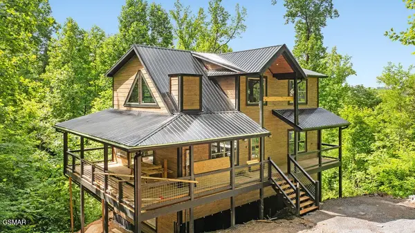 535 Forrest Springs Drive, Gatlinburg, TN 37738