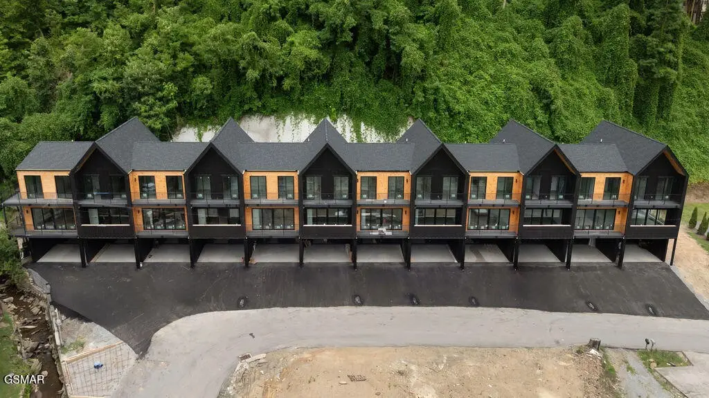 215 Circle Drive #1, Gatlinburg, TN 37738 - #1