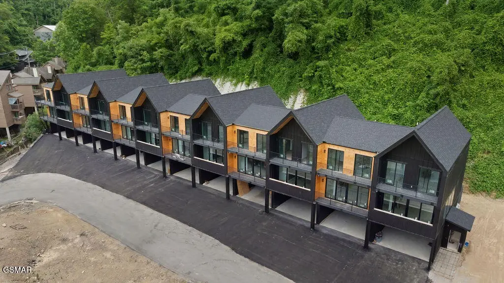 215 Circle Drive #11, Gatlinburg, TN 37738 - #1
