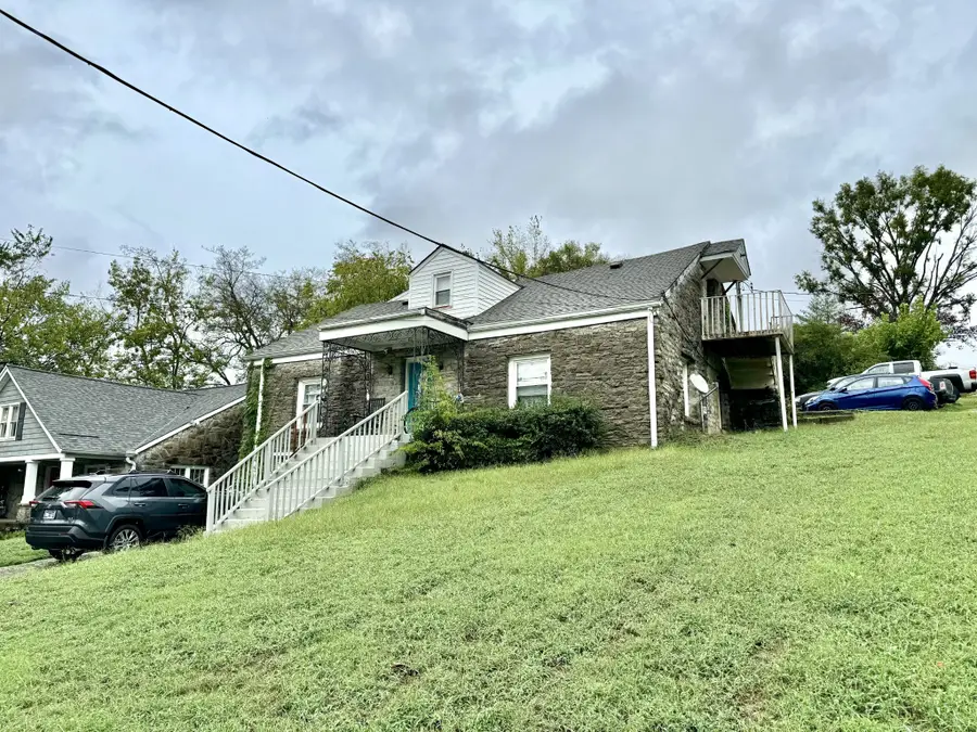 300 37th Ave N, Nashville, TN 37209 - #3