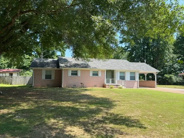 504 Franklin Dr, Paris, TN 38242 - #1